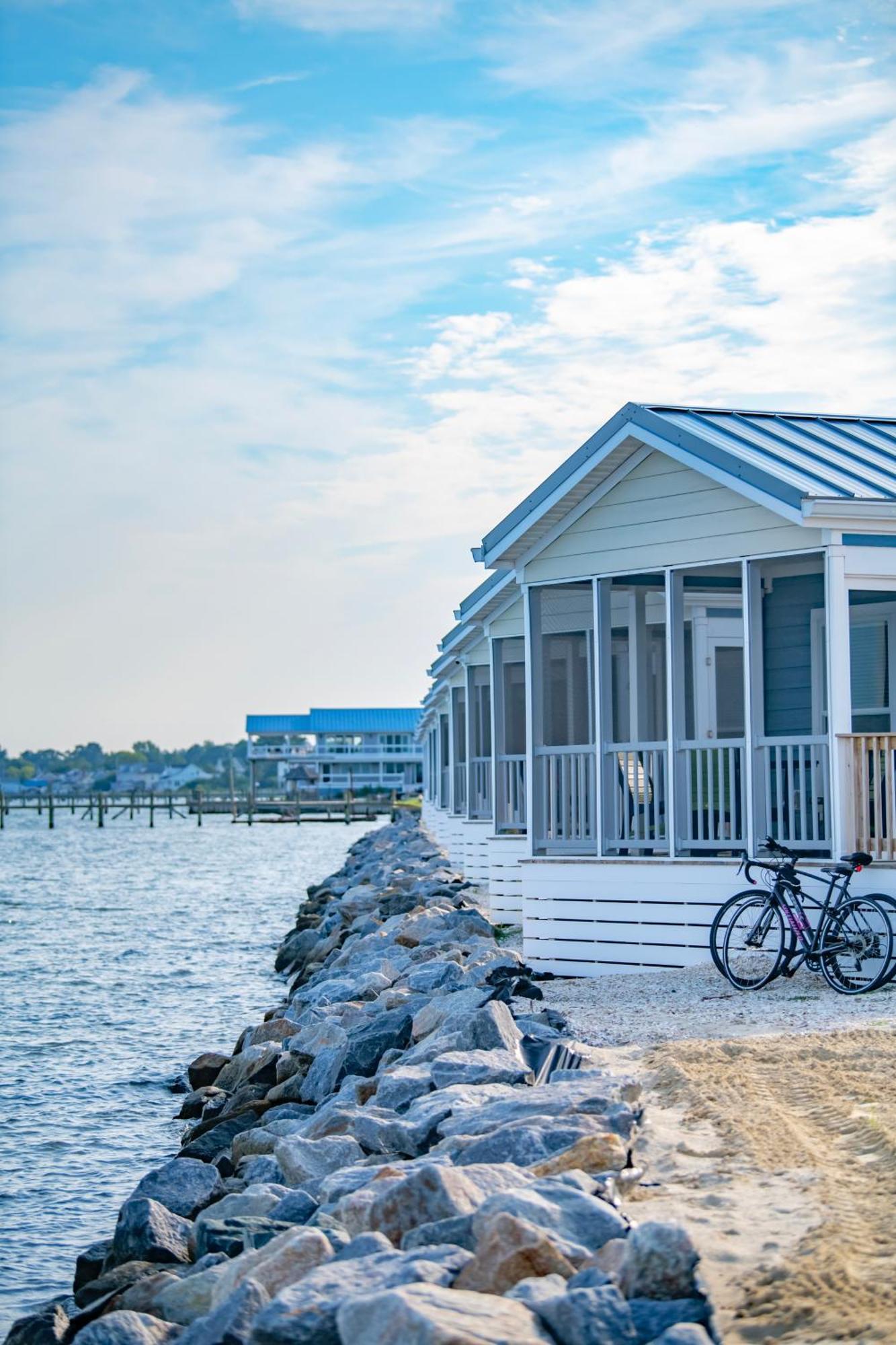 Blufin Bungalows & Marina Chincoteague Exteriör bild