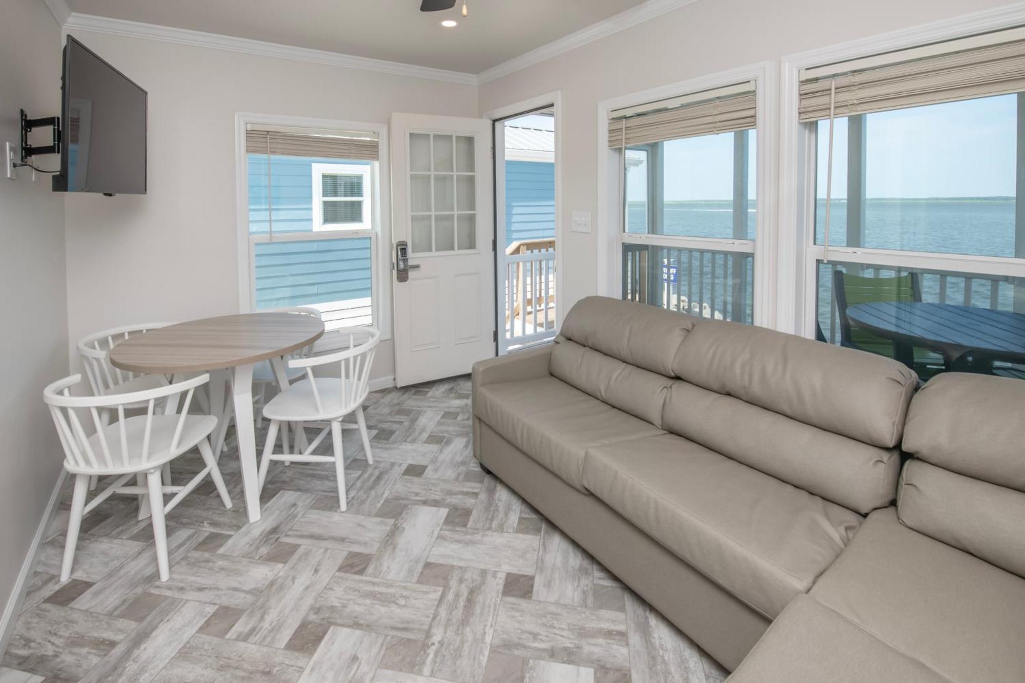 Blufin Bungalows & Marina Chincoteague Rum bild